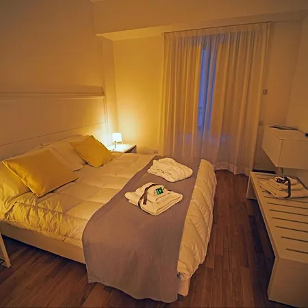 ケーブ デル ソーレ ホテル