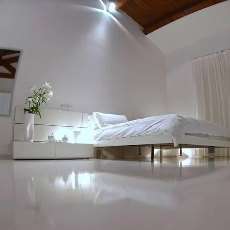 ホテル ケーブ デル ソーレ