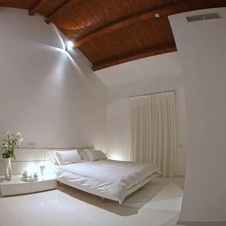 ケーブ デル ソーレ 4* マテーラ