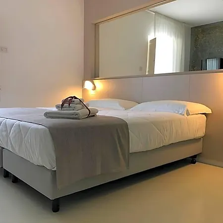 Отель Cave Del Sole 4*